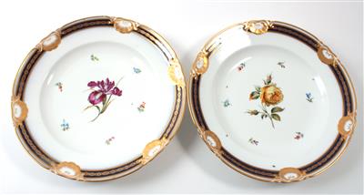 Paar Blumen-Platten, - Saisonabschluss-Auktion Bilder Varia, Antiquitäten, Möbel/Design