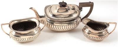 1 Teekanne, 1 Gießer, 1 Zuckerschale, - Sommerauktion - Bilder Varia, Antiquitäten, Möbel