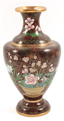 Cloisonné-Vase, - Saisoneröffnungs-Auktion Antiquitäten & Bilder