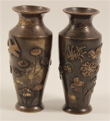 1 Paar Vasen, - Antiquitäten & Bilder
