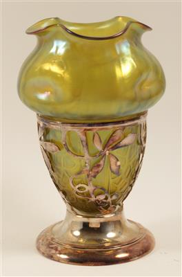 Vase in versilberter Metallfassung, - Antiquariato e Dipinti