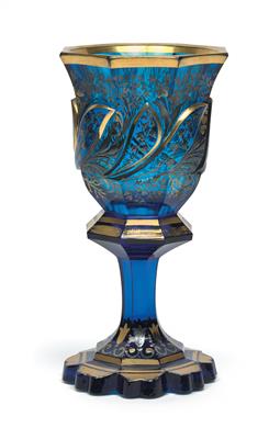 A goblet, - Starožitnosti (Nábytek, Sochařská díla, Sklo, Porcelán)