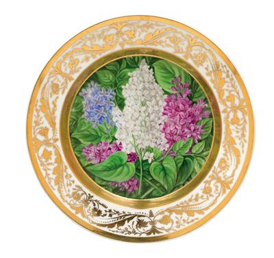 Plate with lilac stems, - Works of Art (Furniture, Sculpture, Glass and porcelain)