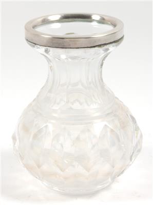 Wiener Vase, - Winter-Auktion (Antiquitäten, Bilder, Möbel, Teppiche, Design)