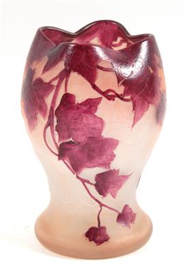 Vase mit Efeuranken, - Antiques and Paintings