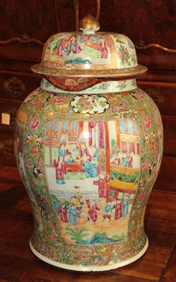 Famille rose-Vase, - Saisonabschluß-Auktion Bilder Varia, Antiquitäten, Möbel, Teppiche und Design