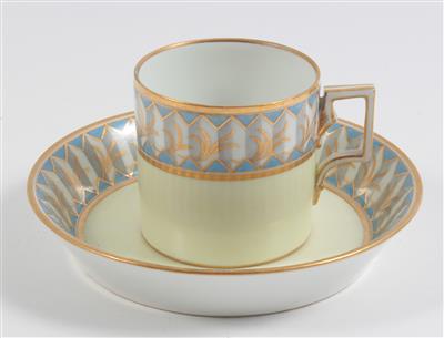 Tasse und Untertasse mit Dessin, - Antiques and Paintings