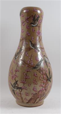 Famille rose Vase, - Summer-auction