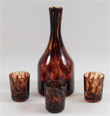 Karaffe und 3 Gläser, - Summer-auction