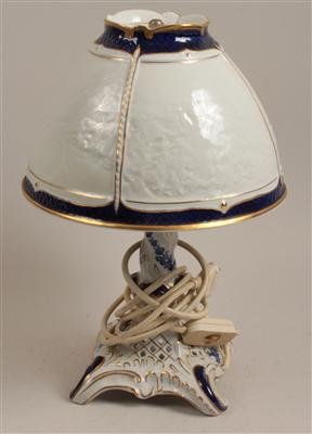 Tischlampe mit LithopanieSchirm, - Letní aukce