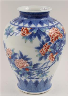 Vase, - Summer-auction