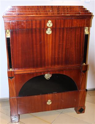 Biedermeier-Sekretär, - Letní aukce