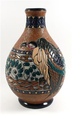 Große Vase mit Raubvogel, - Summer-auction