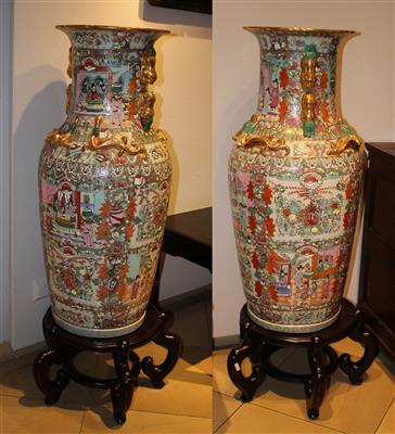 Paar Vasen auf Sockeln, - Antiquariato e Dipinti