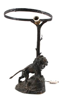 Tischlampenfuß mit Löwe, - Saisoneröffnungs-Auktion Antiquitäten & Bilder & Möbel und Design
