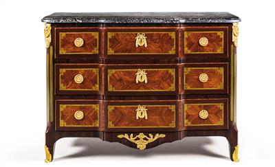 Chest of drawers, - Works of Art (Furniture, Sculptures, Glass, Porcelain)