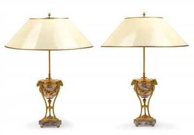Pair of table lamps, - Oggetti d'arte (mobili, sculture, vetri e porcellane)
