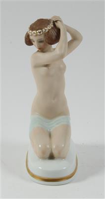 A. Caasmann, Mädchenfigur "Ariadne", - Saisonabschluß-Auktion Bilder, Möbel und Antiquitäten