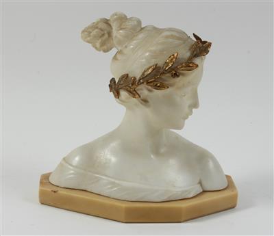 Prof. Garelli, Büste eines antiken Mädchens mit Lorbeerkranz, - Saisonabschluß-Auktion Bilder, Möbel und Antiquitäten