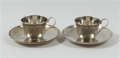 2 Moskauer Silber Tassen mit Untertassen, - Antiques and Paintings