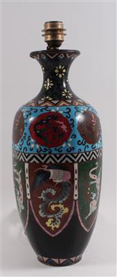 Japanischer Cloisonné Tischlampenfuß - Saisoneröffnungs-Auktion Antiquitäten & Bilder