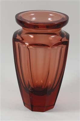 Vase der Fa. Moser Karlsbad, - Saisoneröffnungs-Auktion Antiquitäten & Bilder