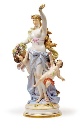 A figure of "Flora" wearing a floral wreath in her hair, - Oggetti d'arte (mobili, sculture, vetri, porcellane)