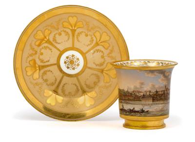 "Vue d'une partie de la ville de Prag, capitale de la Bohéme" - A veduta cup and saucer, - Oggetti d'arte (mobili, sculture, vetri, porcellane)