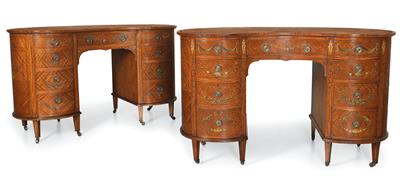 Rare pair of freestanding kidney-shaped writing desks on casters, - Starožitnosti