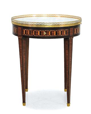 Salon side table or “Bouillotte”, - Works of Art