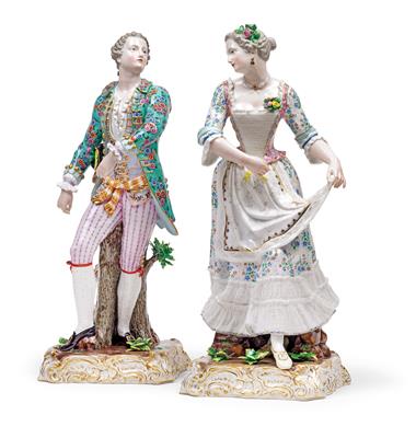 A courtly couple in dancing pose, - Nábytek