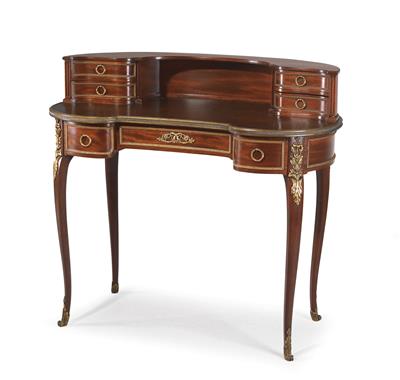 Small kidney-shaped lady’s writing desk, - Furniture and works of art