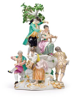 A figural tree group with 6 flirting individuals, - Starožitnosti - Nábytek, Sochařská díla, Sklo a Porcelán