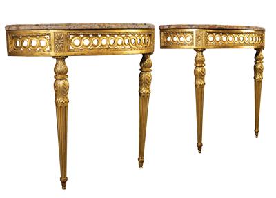 A pair of console tables, - Oggetti d'arte - Mobili, sculture, vetri e porcellane