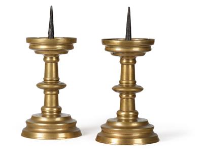A Pair of Candleholders, - Antiquariato e mobili