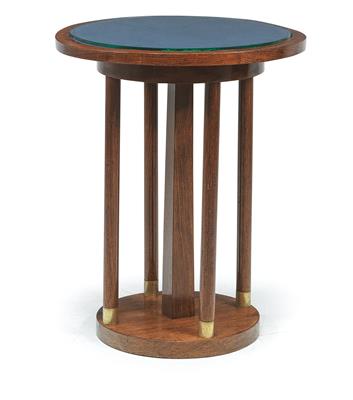 A Round Art Nouveau Side Table, - Starožitnosti