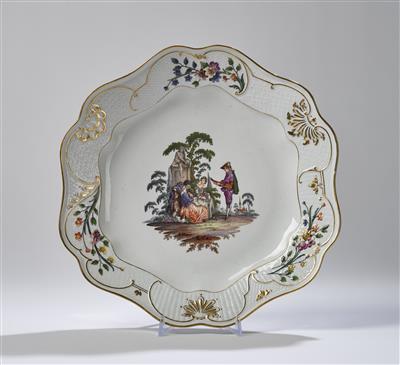 Großer dekorativer Teller, - Möbel und Antiquitäten