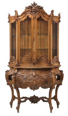 An Unusual Historicist Display Cabinet - Antiquariato