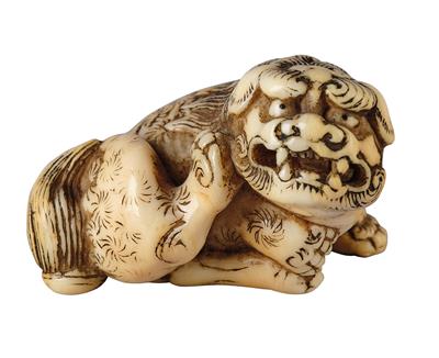 A maritime ivory netsuke of a shishi, Japan, Edo period, 19th century, - Asiatics, Works of Art and furniture