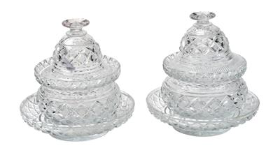 A Pair of Centrepieces with Covers and Presentoirs for Fruit, - L’Art de Vivre