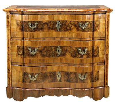 A Baroque Chest of Drawers, - Furniture; Works of Art; Glas and Porcelain