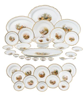 A Large, Elegant Dinner Service with “Poultry”, Meissen, - Starožitnosti