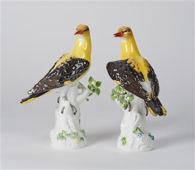 A Pair of Orioles in Conversation, Meissen, - Furniture; Works of Art; Glas and Porcelain