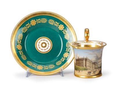 A Cup with “Le chateau J. R. de Schoenbrunn, prés de Vienne” and Saucer, Imperial Manufactory Vienna c. 1822, - Nábytek, starožitnosti, sklo a porcelán