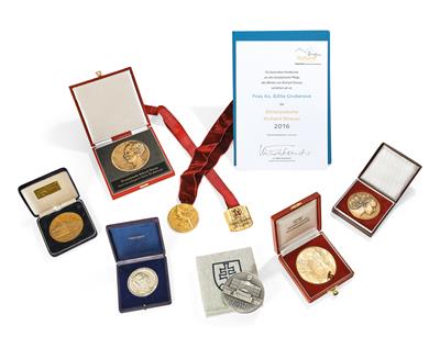 Edita Gruberová - mixed lot with medals of honour and plaquettes, - The Edita Gruberová Collection