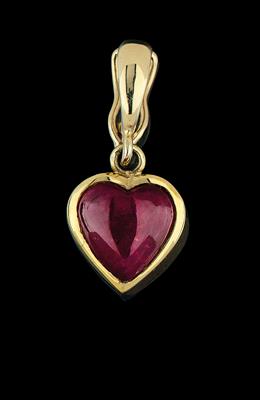 A Ruby Heart-Shaped Pendant Ring - La collezione Edita Gruberová