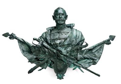 A Large Bronze Bust - “Hungarian General” - Nábytek; starožitnosti; sklo a porcelán
