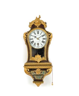 A Small Louis XV Cartel Clock, “J. F. cois DOMINICE”, - Nábytek; starožitnosti; sklo a porcelán