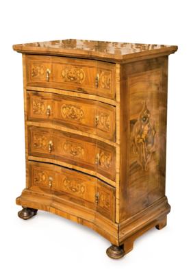 An Italian Chest of Drawers in Baroque Style, - Vídeňská Sbírka