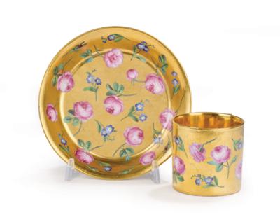 A Cup with a Saucer, Imperial Manufactory, Vienna 1810, - Nábytek, starožitnosti, sklo a porcelán